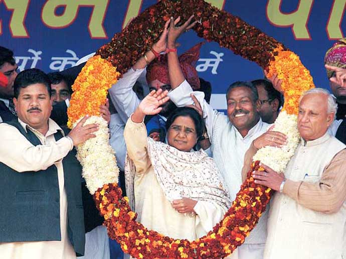 Mayawati ने खेला बड़ा दांव, BSP करेगी ब्राह्मण सम्मेलन, अयोध्या से होगा आगाज