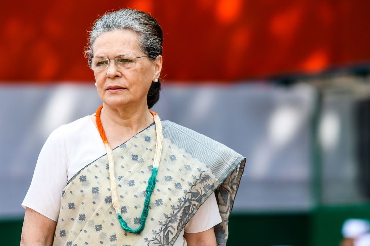 सोनिया गांधी को बड़ी राहत: कोर्ट ने FIR दर्ज करने की याचिका की खारिज, नागरिकता से पहले वोटर बनने का था आरोप