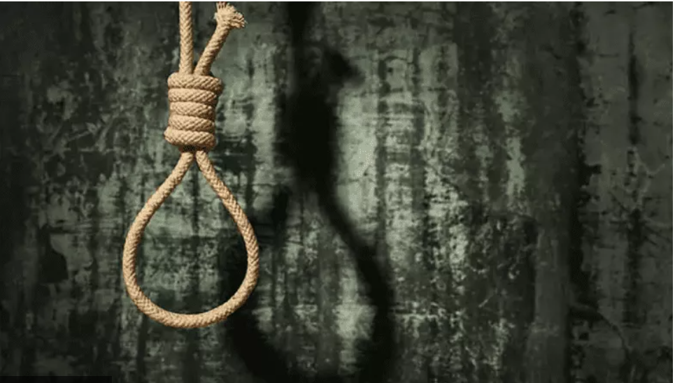 तेलंगाना के सरकारी गुरुकुल स्कूल में दसवीं की छात्रा की आत्महत्या पर बढ़ता असंतोष ….