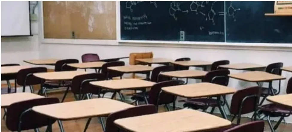 आंध्र प्रदेश के स्कूल में २२ छात्रों का यौन शोषण… प्रिंसिपल, वॉर्डन समेत तीन पर आरोप, स्कूल बंद