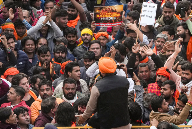 ‘बांग्लादेश में लगे राष्ट्रपति शासन’ दीपू की हत्या पर यूनुस के खिलाफ प्रदर्शन