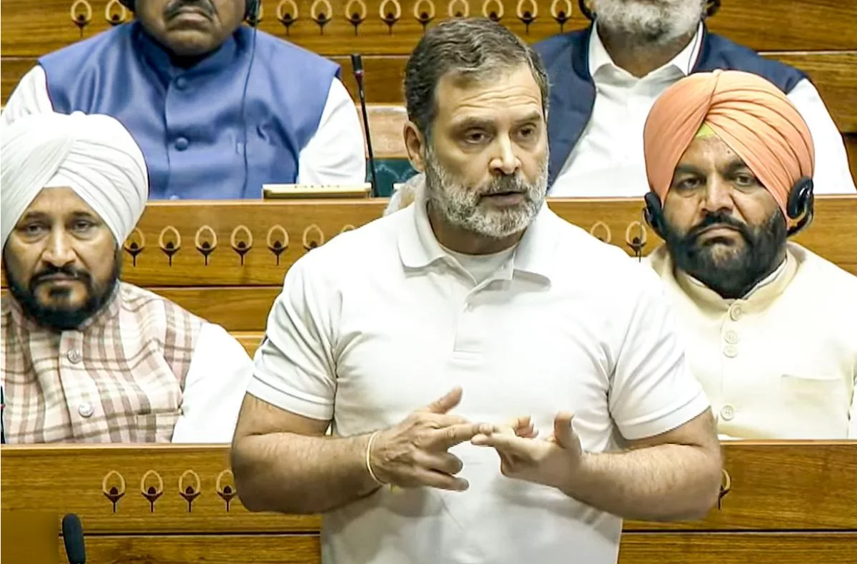 कपास किसान और टेक्सटाइल एक्सपोर्टर्स – दोनों को बर्बाद कर सकती है यूएस डील , धोखा दे रहे प्रधानमंत्री : राहुल गाँधी