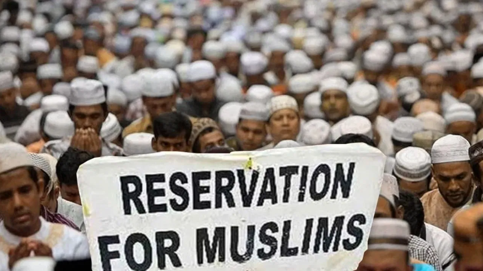 सरकारी नौकरी और शिक्षा संस्थानों में मुसलमानों का 5% कोटा खत्म, महाराष्ट्र में देवेंद्र फडणवीस का बड़ा फैसला